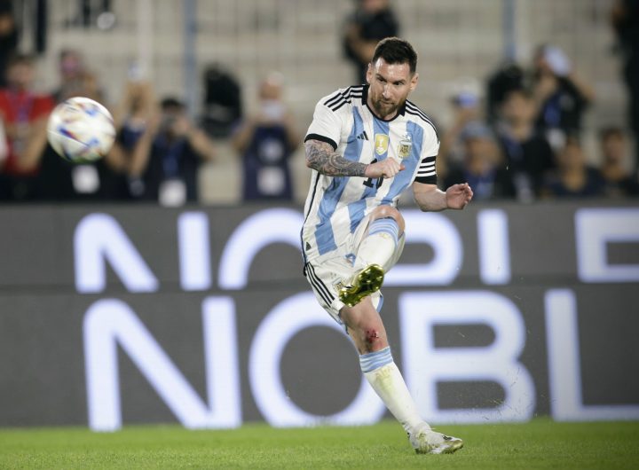 La Selección Argentina venció a su par de Panamá 2 a 0, gracias a los aportes de Thiago Almada y Lionel Messi.