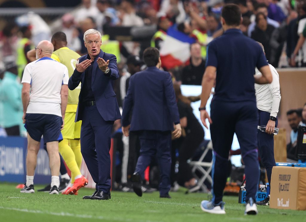 Didier Deschamps en el Argentina vs. Francia de Qatar 2022. Getty Images