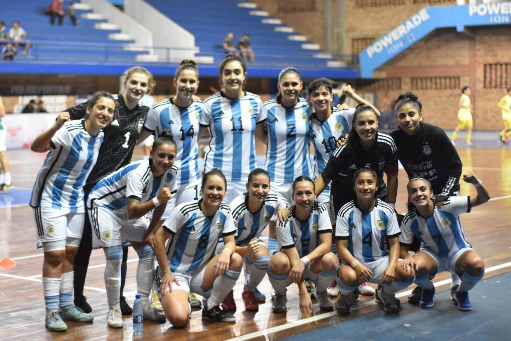 Selección Femenina de Futsal: victoria sobre Paraguay